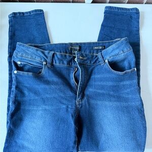 Tahari High Rise Dark Blue Jeans